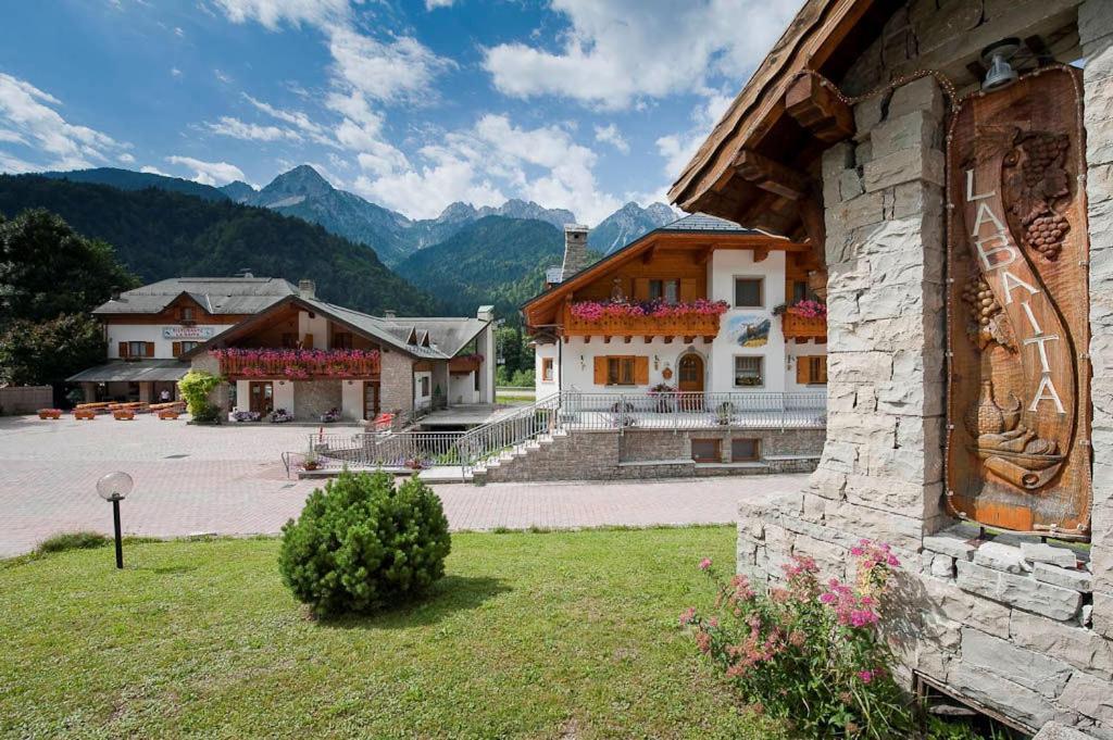 Hotel La Baita Malborghetto Valbruna Exterior foto