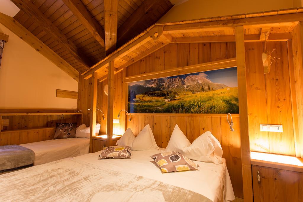 Hotel La Baita Malborghetto Valbruna Cameră foto
